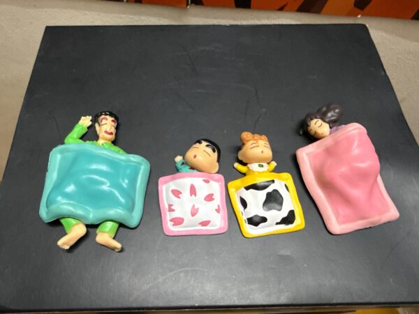 Shichan Sleeping Family